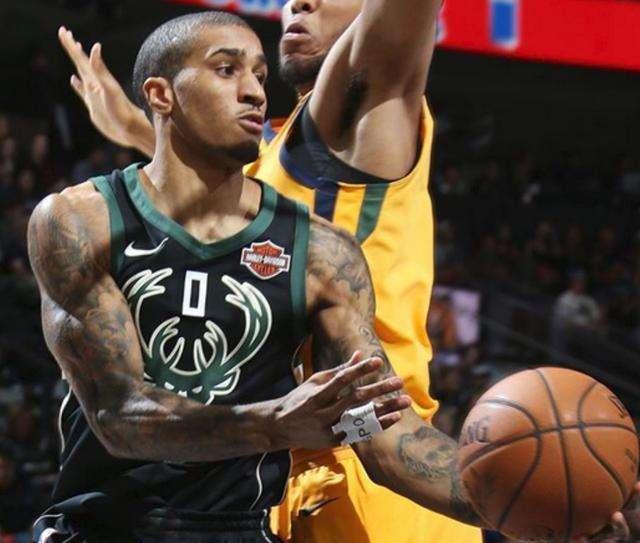 他在短短2 他在短短2